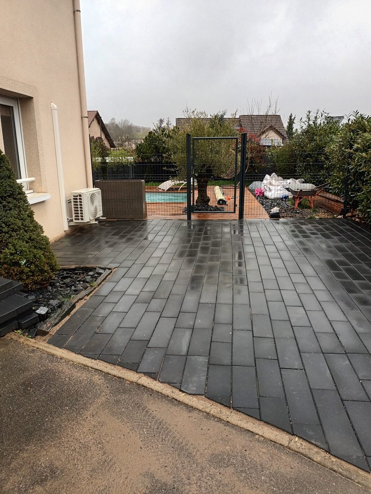 Aménagements extérieurs — terrasses, murets